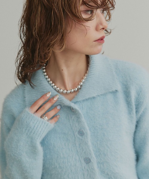 ad thie(アドティエ)の「シャギーニット ポロカーディガン(カーディガン/ボレロ・レディース・オフホワイト/ライトブルー/ブラック・FREE)」の3枚目の写真