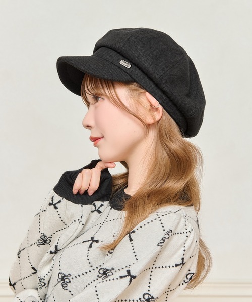 apres jour（アプレジュール）の「【apres jour×ARIAZ】チャームタグ付きキャスケット（キャスケット・レディース・ブラック/オフホワイト・FREE）」の4枚目の写真