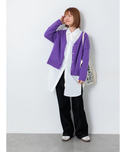 Lugnoncure(ルノンキュール)の「無地/柄アソートVネックカーディガン(カーディガン/ボレロ・レディース・オフホワイト/グレー/チャコールグレー/パープル・F)」の5枚目の写真