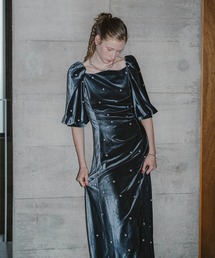 et.UNiVER（エトユニベール）の「Sweetheart velour dress（ドレス）」