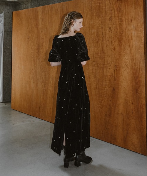 Sweetheart velour dress（ドレス）｜et.UNiVER（エトユニベール）の