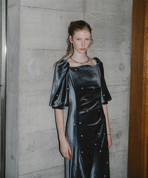 Sweetheart velour dress（ドレス）｜et.UNiVER（エトユニベール）の