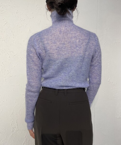 IENA LA BOUCLE(イエナラブークル)の「IENA LA BOUCLE MohairMixTURTLE(ニット/セーター・レディース・ブラック/チャコールグレー/パープル・FREE)」の7枚目の写真