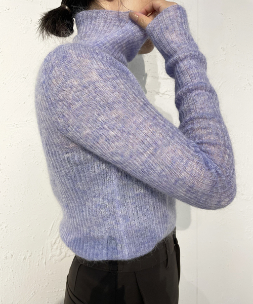 IENA LA BOUCLE(イエナラブークル)の「IENA LA BOUCLE MohairMixTURTLE(ニット/セーター・レディース・ブラック/チャコールグレー/パープル・FREE)」の10枚目の写真