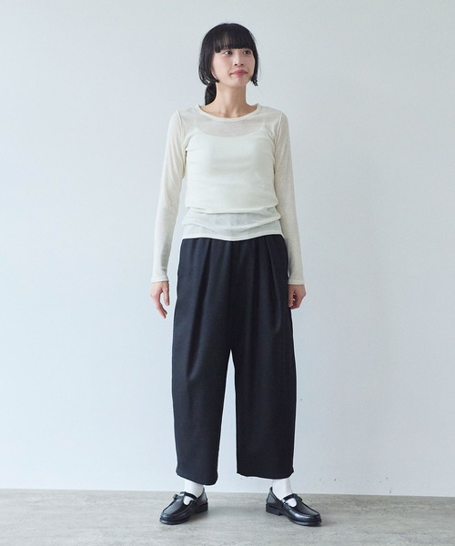 yuni(ユニ )の「△washable super120/W crewneck プルオーバー(Tシャツ/カットソー・レディース・ホワイト/ブラック・FREE)」の5枚目の写真