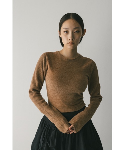 STYLEMIXER(スタイルミキサー)の「バックオープンベロアショートニット(ニット/セーター・レディース・ブラック/キャメル/ネイビー・FREE)」の13枚目の写真