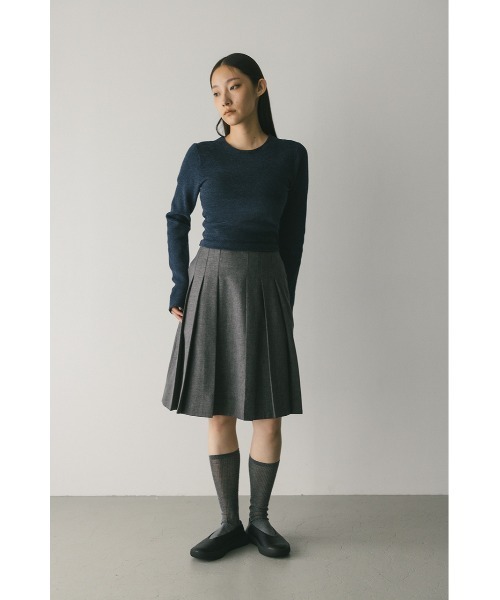 STYLEMIXER(スタイルミキサー)の「バックオープンベロアショートニット(ニット/セーター・レディース・ブラック/キャメル/ネイビー・FREE)」の22枚目の写真