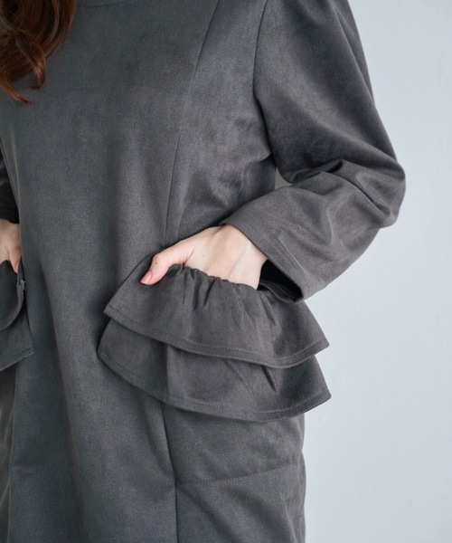 M y u(ミュー)の「BIG FRILL Pocket One-piece/ミニ丈(ワンピース・レディース・ブラック/グレー・FREE)」の10枚目の写真