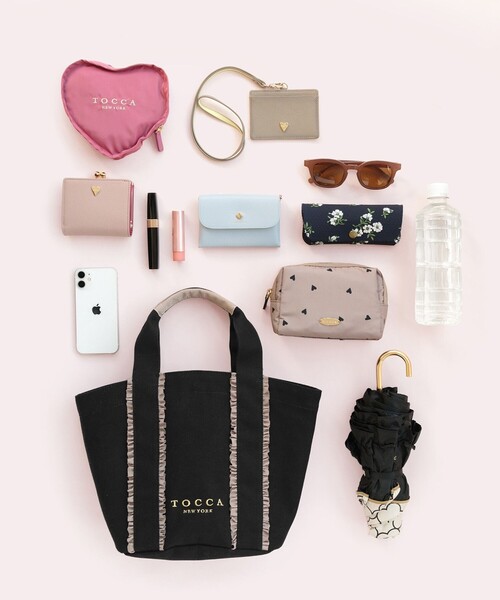 TOCCA(トッカ)の「TRILL TRIM CANVASTOTE キャンバストートバッグ(トートバッグ・レディース・ベージュ系/ブラック系/ブラック系5/アイボリー系・F)」の18枚目の写真