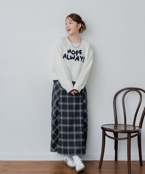 RETRO GIRL(レトロガール)の「サガラ刺繍ロゴNT(ニット/セーター・レディース・チャコールグレー/ブルー/ナチュラル・FREE)」の17枚目の写真