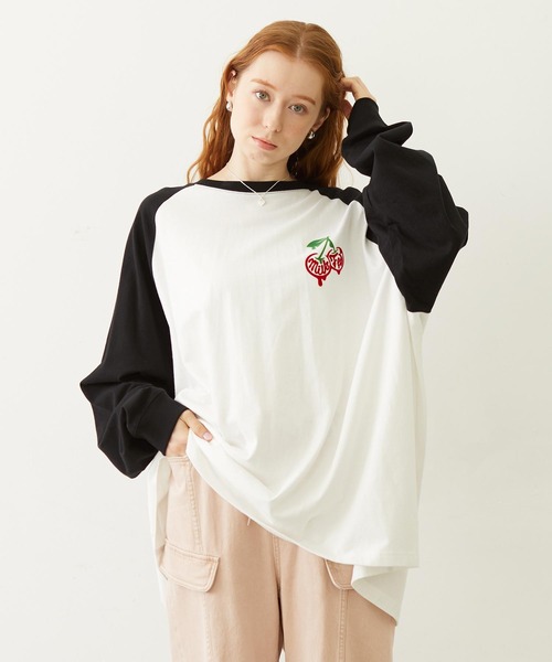 MILKFED.(ミルクフェド)の「MELTY CHERRY BIG TOP(Tシャツ/カットソー・レディース・オフホワイト/オートミール/ホワイト・ONE SIZE)」の2枚目の写真