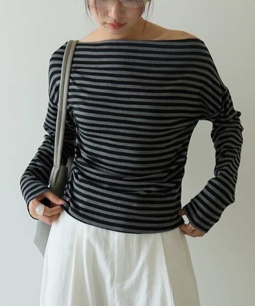 gossip!ロサンゼルス(ゴシップロサンゼルス)の「オフショルダー ナローボーダートップス(Tシャツ/カットソー・レディース・ホワイト/グレー・FREE)」の4枚目の写真