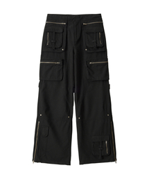 WOOALONG（ウアロン）の「Lowrise Washed Curve Cargo Pants - BLACK（その他パンツ）」