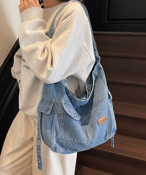 Miniministore(ミニミニストア)の「デニム ショルダーバッグ A4 大容量(ショルダーバッグ・レディース・インディゴブルー/ブラック/サックスブルー・FREE)」の4枚目の写真