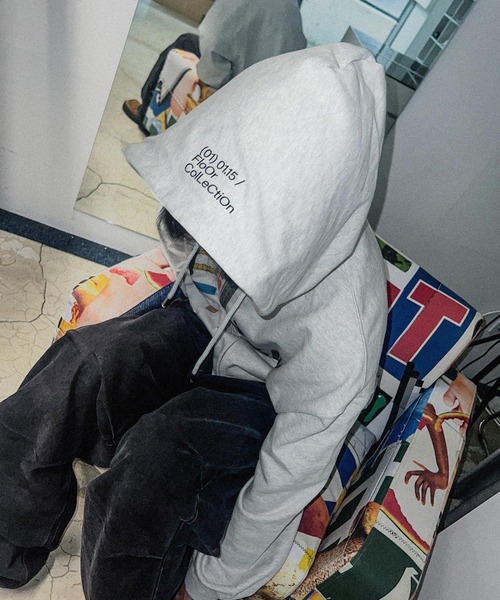 ALAND(エーランド)の「【UNISEX】POT/コレクションフードジップアップ(パーカー・レディース・ライトグレー・MEDIUM/SMALL)」の5枚目の写真