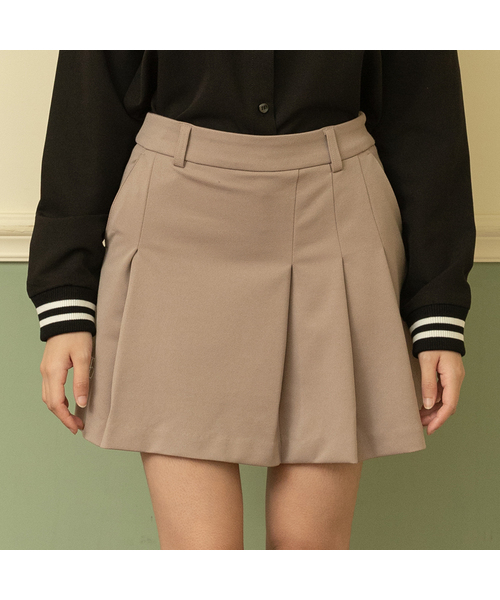 SELITIO(セレティオ)の「女性ベーシックロゴアシンメトリープリーツスカートベージュ(スカート・レディース・ベージュ・SMALL/MEDIUM/LARGE/X-LARGE)」の1枚目の写真