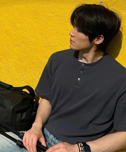 LEIRE（ルアール）の「ワッフルヘンリーネック半袖Tシャツ[ネイビー]（Tシャツ/カットソー・メンズ・その他・MEDIUM/LARGE/X-LARGE）」の9枚目の写真
