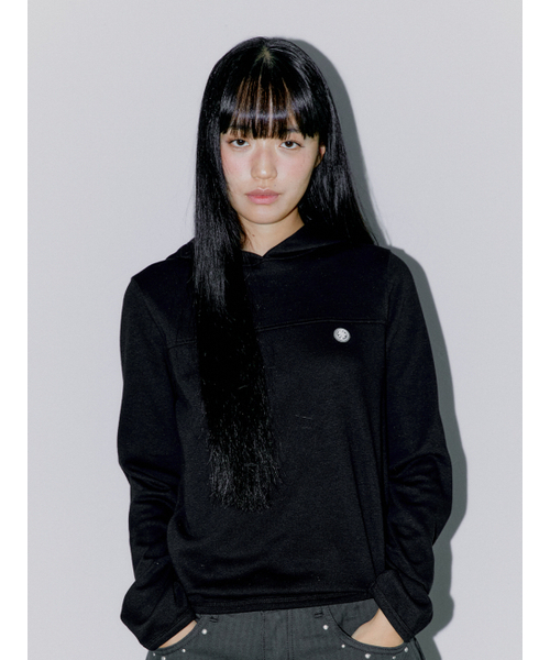 OAFISH(オアフィッシュ)の「CUTTING LOGO LABEL HOODIE, BLACK(パーカー・レディース・その他・FREE)」の2枚目の写真