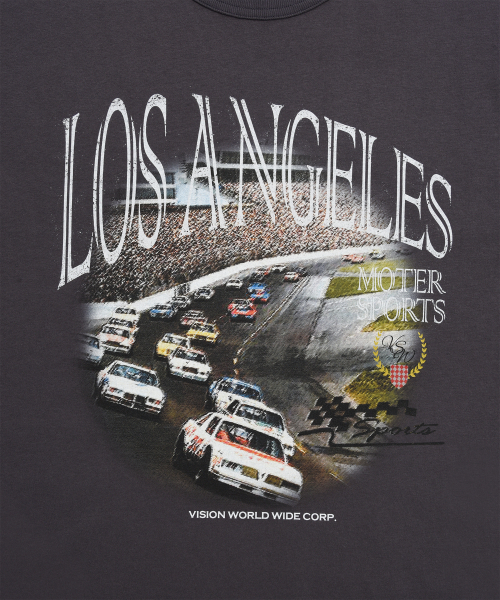 VISION STREET WEAR（ヴィジョンストリートウェア）の「VSW Los Angeles Racing T-Shirts Onix Black（Tシャツ/カットソー・レディース・その他・LARGE/MEDIUM/SMALL/X-LARGE）」の2枚目の写真