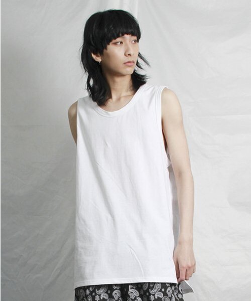 DEMARC(ドゥマーク)の「スリーブレスロングレイヤースリットTシャツホワイト(Tシャツ/カットソー・メンズ・その他・LARGE/MEDIUM)」の2枚目の写真