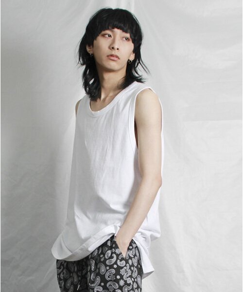 DEMARC(ドゥマーク)の「スリーブレスロングレイヤースリットTシャツホワイト(Tシャツ/カットソー・メンズ・その他・LARGE/MEDIUM)」の3枚目の写真