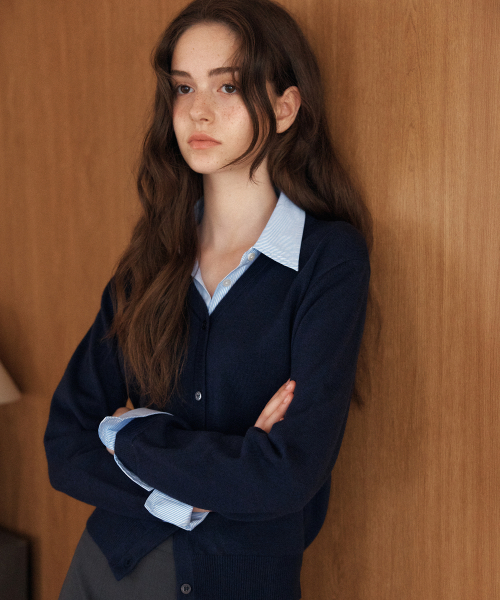 YUPPE(ヨッペ)の「SHIRT COLLAR CARDIGAN_NAVY(カーディガン/ボレロ・レディース・その他・FREE)」の2枚目の写真