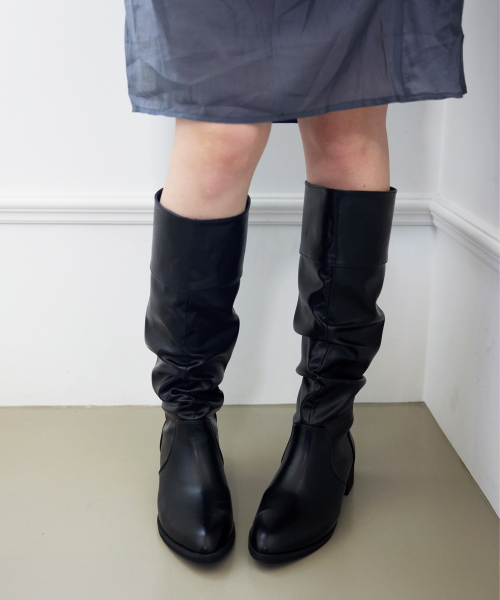 CESTI(セスティ)の「エッセンシャルスラウチロングブーツ (ブラック)(ブーツ・レディース・ブラック・23.5cm/24cm/24.5cm/25cm/22.5cm/23cm)」の2枚目の写真