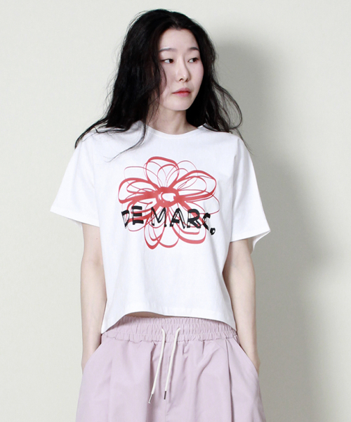 DEMARC(ドゥマーク)の「フレンチスリーブドマークフラワーセミクロップ半袖Tシャツアイボリーレッド(Tシャツ/カットソー・レディース・その他・LARGE/MEDIUM)」の8枚目の写真