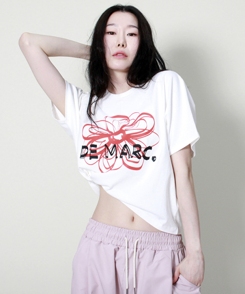 DEMARC(ドゥマーク)の「フレンチスリーブドマークフラワーセミクロップ半袖Tシャツアイボリーレッド(Tシャツ/カットソー・レディース・その他・LARGE/MEDIUM)」の18枚目の写真