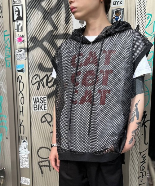 MILKBOY(ミルクボーイ)の「CAT イヤーメッシュ ベスト(ベスト・レディース・C/A・FREE)」の2枚目の写真