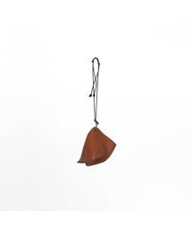 YURT（ユルト）の「TIBI_2color（チャーム）」