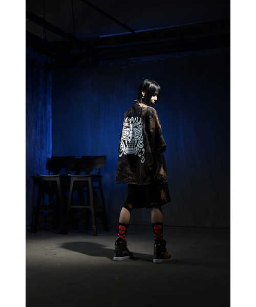 KIRTIMUKHA（キールティムカ）の「プリンティングフルブリーチ半袖Tシャツブラック（Tシャツ/カットソー・メンズ・その他・2/3）」の10枚目の写真