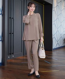 【ブラウス&パンツ2点セット】サイドプリーツブラウス×テーパードパンツ セットアップ