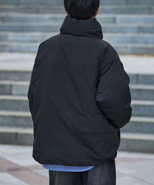 CRAFT STANDARD BOUTIQUE（クラフトスタンダードブティック）の「撥水/防風/ストレッチ/中綿入りスタンドジャケット（ブルゾン・メンズ・ブラック/グレイッシュベージュ・L/M/XL）」の5枚目の写真