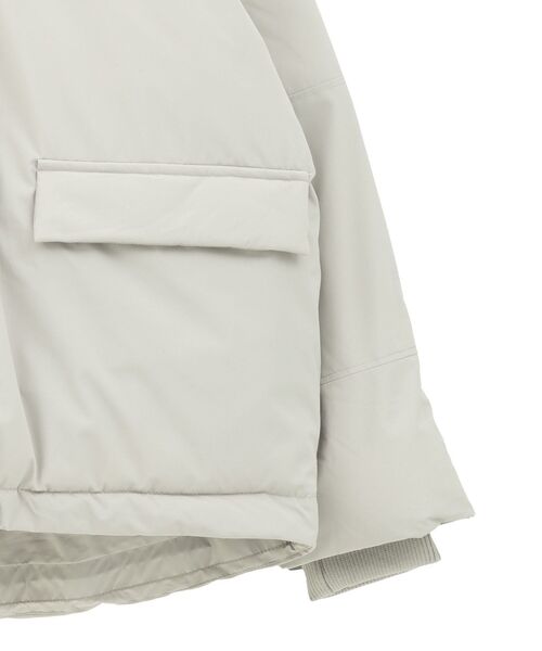 CRAFT STANDARD BOUTIQUE（クラフトスタンダードブティック）の「撥水/防風/ストレッチ/中綿入りスタンドジャケット（ブルゾン・メンズ・ブラック/グレイッシュベージュ・L/M/XL）」の17枚目の写真