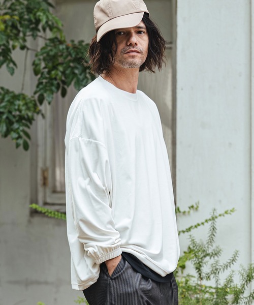 CAMBIO(カンビオ)の「mlt5529- 裾絞りストレッチベロアルーズシルエットカットソー(CMB-R0193)(Tシャツ/カットソー・メンズ・ネイビー/ホワイト/ブラック・L/M/S)」の5枚目の写真