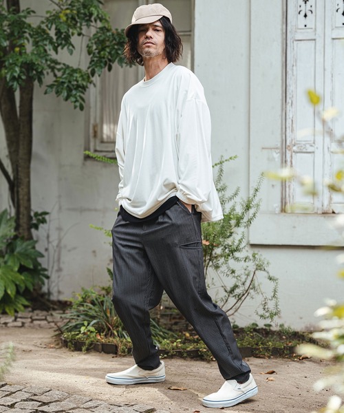 CAMBIO(カンビオ)の「mlt5529- 裾絞りストレッチベロアルーズシルエットカットソー(CMB-R0193)(Tシャツ/カットソー・メンズ・ネイビー/ホワイト/ブラック・L/M/S)」の7枚目の写真