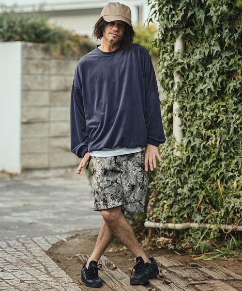 CAMBIO(カンビオ)の「mlt5529- 裾絞りストレッチベロアルーズシルエットカットソー(CMB-R0193)(Tシャツ/カットソー・メンズ・ネイビー/ホワイト/ブラック・L/M/S)」の11枚目の写真