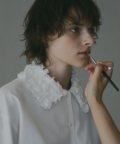 MANOF（マノフ）の「FRILL COLLAR OXFORD SHIRT（シャツ/ブラウス・レディース・ブルー/ブラックミックス/ホワイト・F）」の2枚目の写真