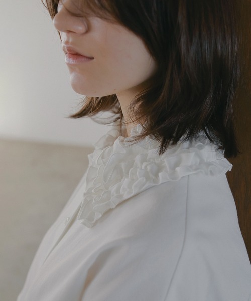 MANOF（マノフ）の「FRILL COLLAR OXFORD SHIRT（シャツ/ブラウス・レディース・ブルー/ブラックミックス/ホワイト・F）」の13枚目の写真