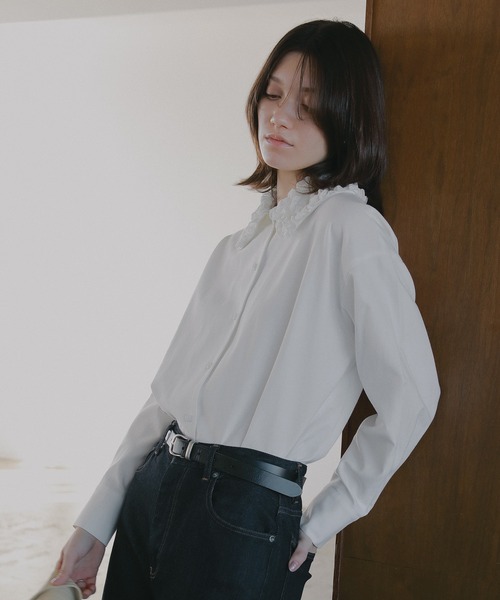 MANOF（マノフ）の「FRILL COLLAR OXFORD SHIRT（シャツ/ブラウス・レディース・ブルー/ブラックミックス/ホワイト・F）」の6枚目の写真