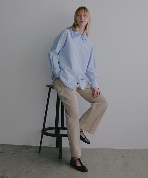 MANOF（マノフ）の「FRILL COLLAR OXFORD SHIRT（シャツ/ブラウス・レディース・ブルー/ブラックミックス/ホワイト・F）」の19枚目の写真