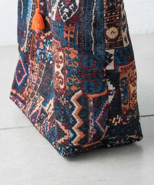 SOUNDSGOOOOD（サウンズグッド）の「【SOUNDS GOOOOD】ゴブラン柄トートバッグ（トートバッグ・レディース・ブルー/ブラック・ONE SIZE）」の22枚目の写真