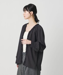 【WEB限定 Wardrobe DAILY MINIMAL】ラッフル Vネックブラウス ウォッシャブル