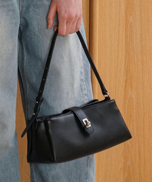 SIYAZU（シヤジュ）の「SIAC3065 Milla Bag_Black（ショルダーバッグ・レディース・ブラック・ONE SIZE）」の5枚目の写真