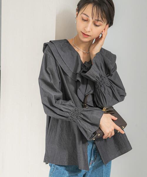 URBAN RESEARCH ROSSO Vネックラッフルシアーデニムブラウス Vネックラッフルシアーデニムブラウス（シャツ/ブラウス）｜URBAN