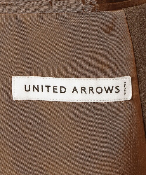 UNITED ARROWS(ユナイテッドアローズ)の「ポリエステルサブレ オーディナリー ダブル 4ボタン ジャケット(テーラードジャケット・メンズ・モカ/ブラック・XL/S/M/L)」の16枚目の写真