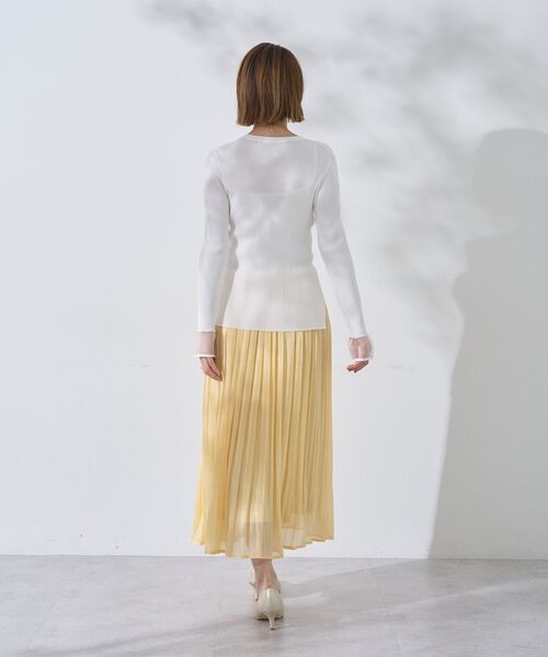 YECCA VECCA（イェッカヴェッカ）の「袖口シアーリブニット（ニット/セーター・レディース・オフホワイト/ブラック/ライトベージュ/サックスブルー・FREE）」の10枚目の写真