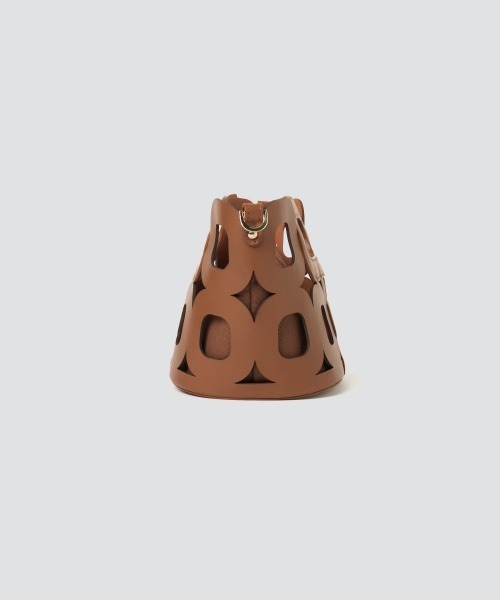 PELLICO(ペリーコ)の「ANELLI HANDLES MINI バッグ CAMEL(ショルダーバッグ・レディース・キャメル・FREE)」の2枚目の写真