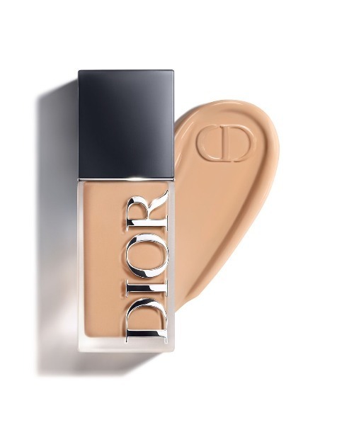 Dior(ディオール)の「ディオール フォーエヴァー フルイド スキン ウェア(SPF25/PA+++)(ファンデーション・レディース・00 ニュートラル /3N ニュートラル/2N ニュートラル/0N ニュートラル/0CR クール ロージー/1N ニュートラル/1W ウォーム/1CR クール ロージー/1.5N ニュートラル/0W ウォーム/0.5N ニュートラル・FREE)」の9枚目の写真